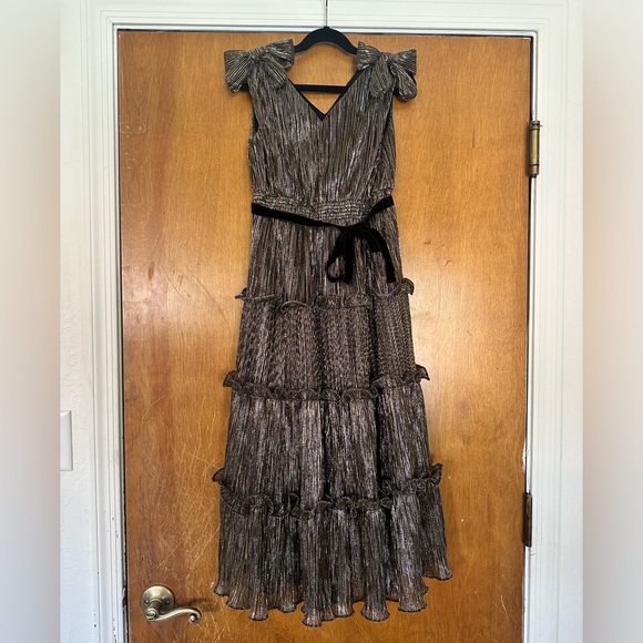 A LOVES A Girls Gold Black Tiered Dress Size Medium M 8/10 - Picture 2 of 8